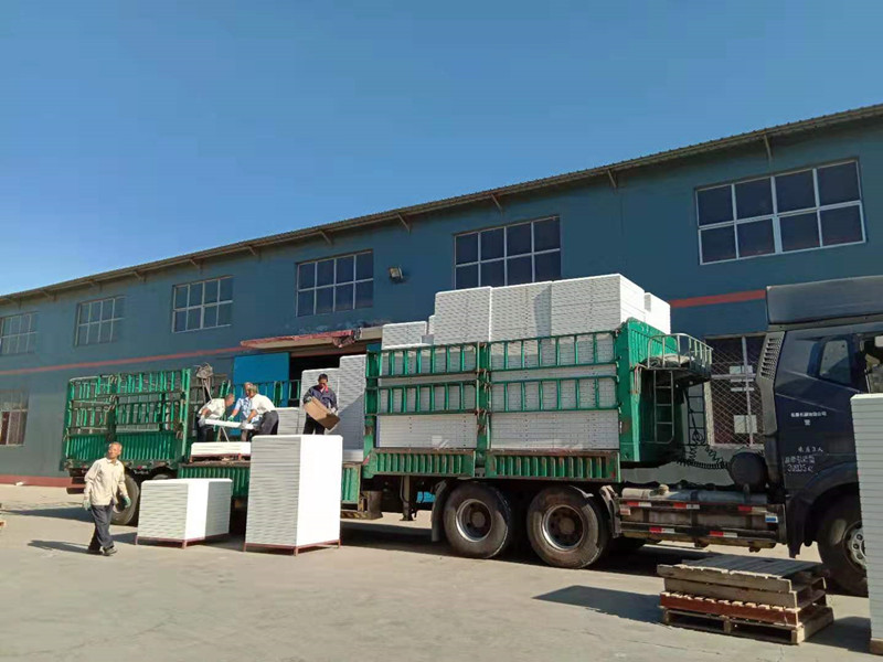 8月30日玻璃鋼水箱兩車發貨中